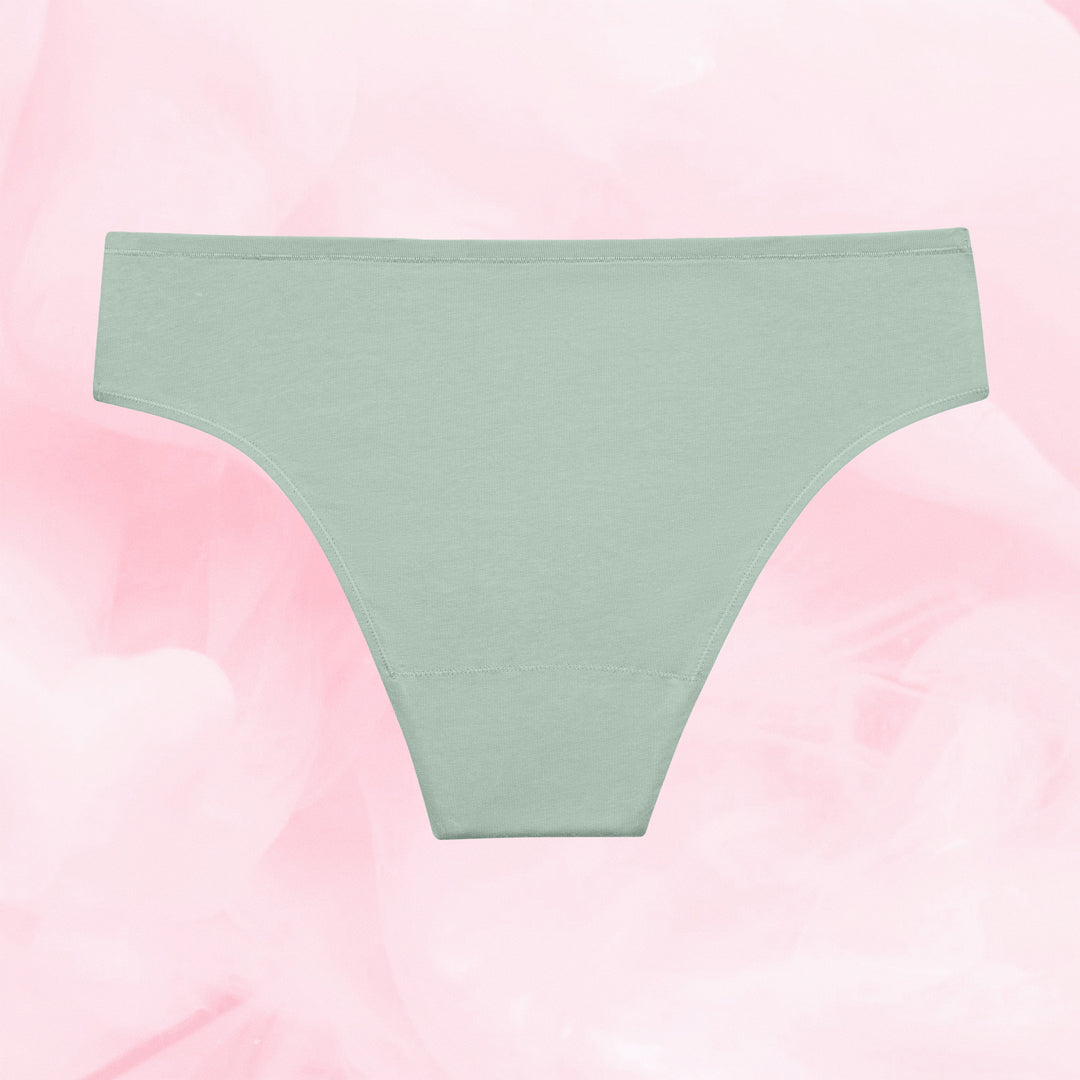 Essentials Brazilian Light Alpine Frost Back White alpine frost