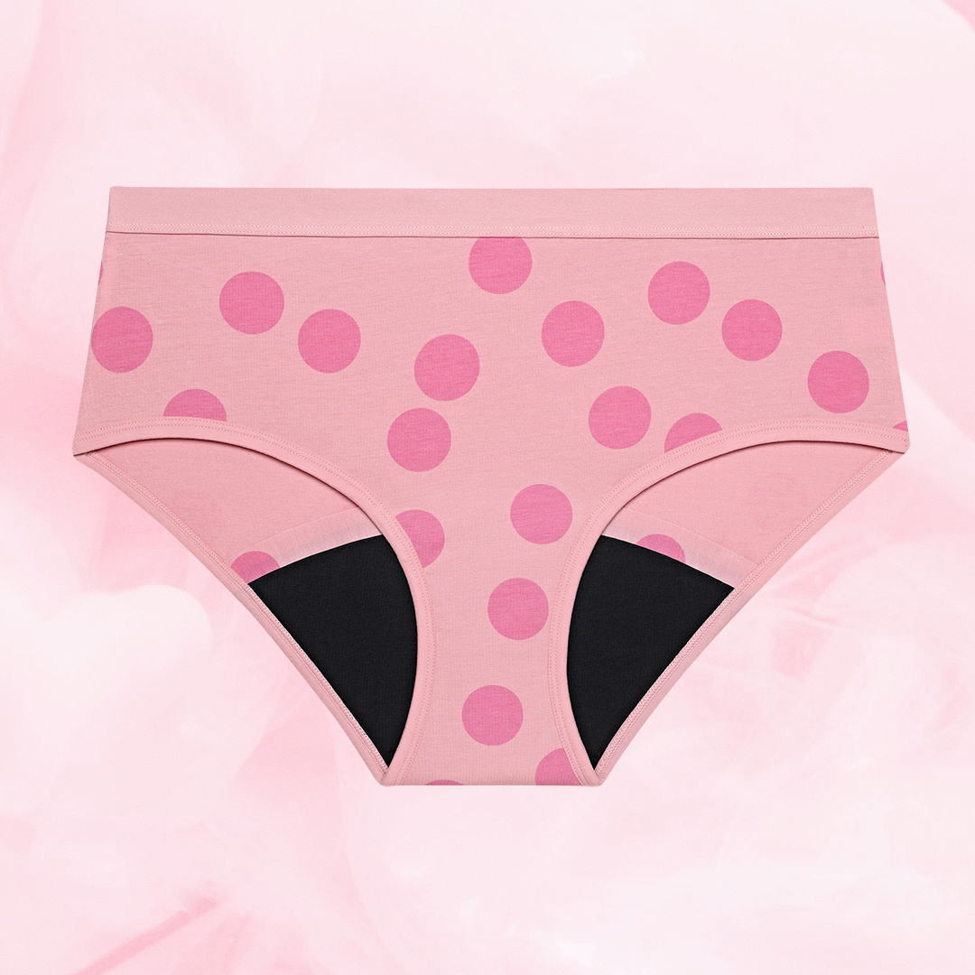 Teen Hipster Waistband Heavy period pants offer comfort with a three-layer gusset for absorption, featuring a soft, sustainable organic cotton design for reliable protection.