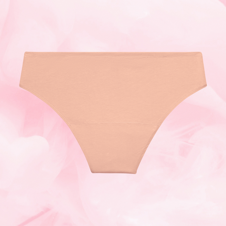 ComfortFit Essentials Brazilian Heavy period pants offer reliable, long-lasting protection with a close fit, featuring innovative TriTech Performance technology for leak-proof comfort.