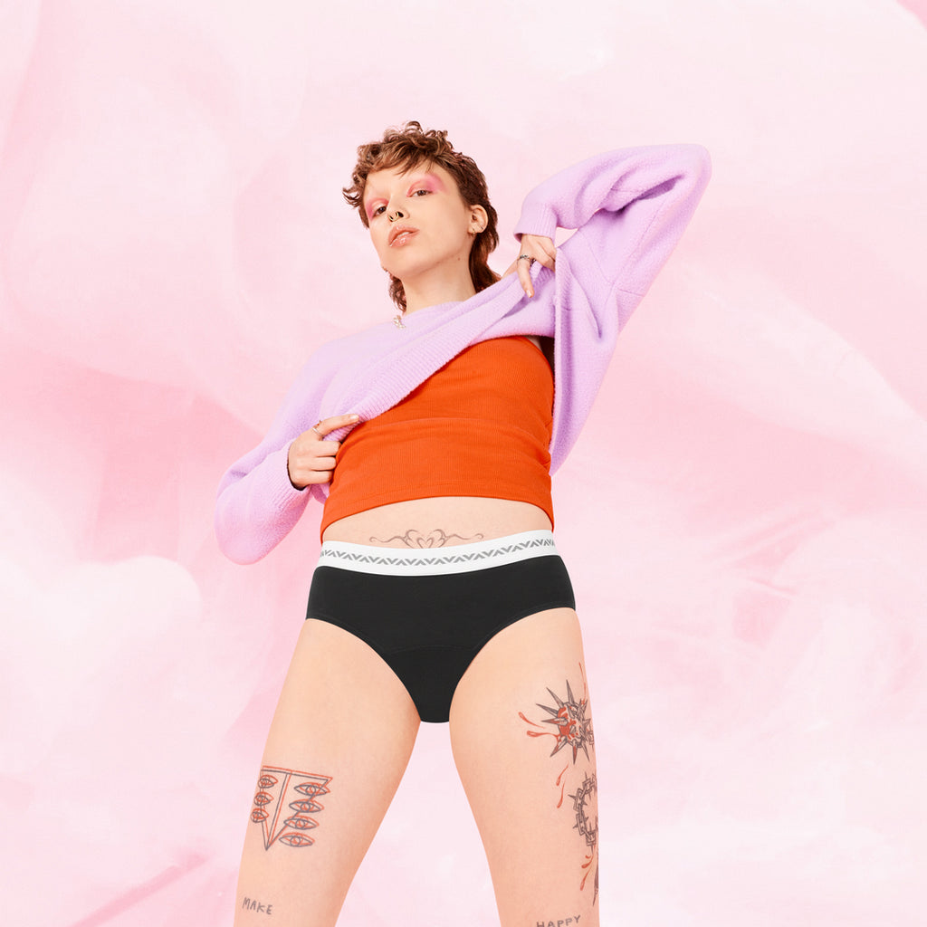 Essentials Hipster Logo Waistband Heavy