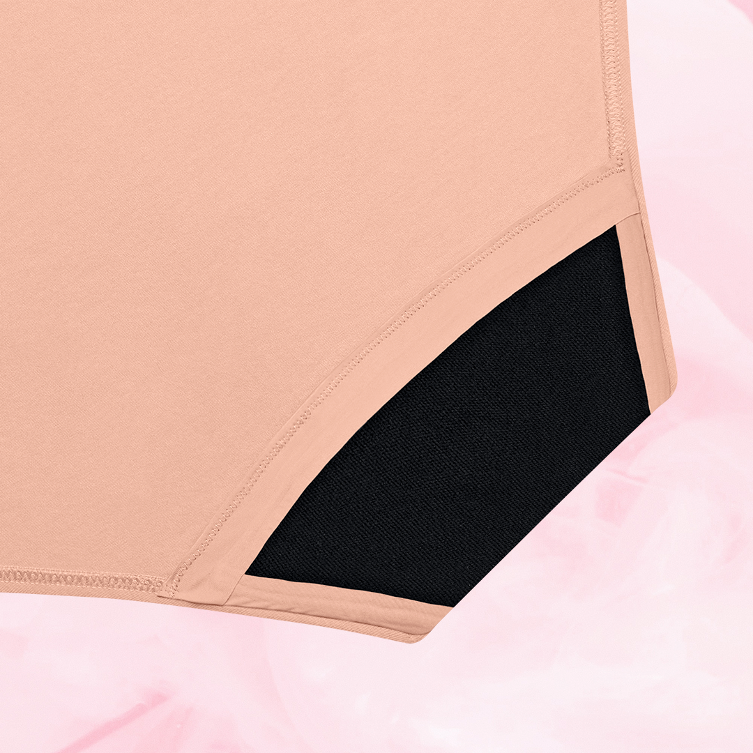 ComfortFit Essentials Hipster Moderate reusable period pants, featuring a close fit with slimline edges for discreet protection, crafted from organic cotton with TriTech Performance technology.