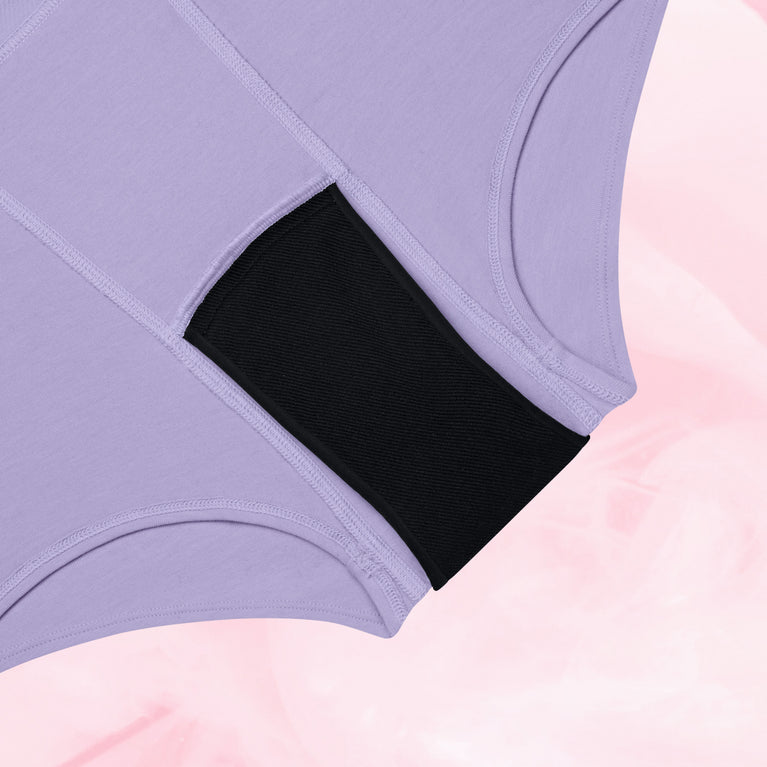 Teens Boxer Heavy period-proof briefs, featuring a black crotch panel.