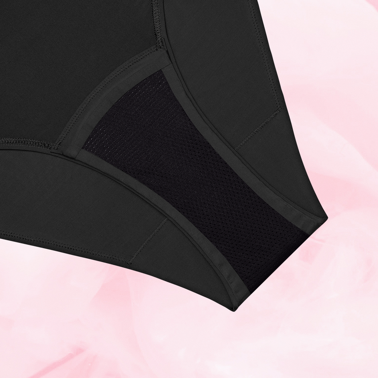 ComfortFit High Leg Heavy period panties with breathable mesh gusset.